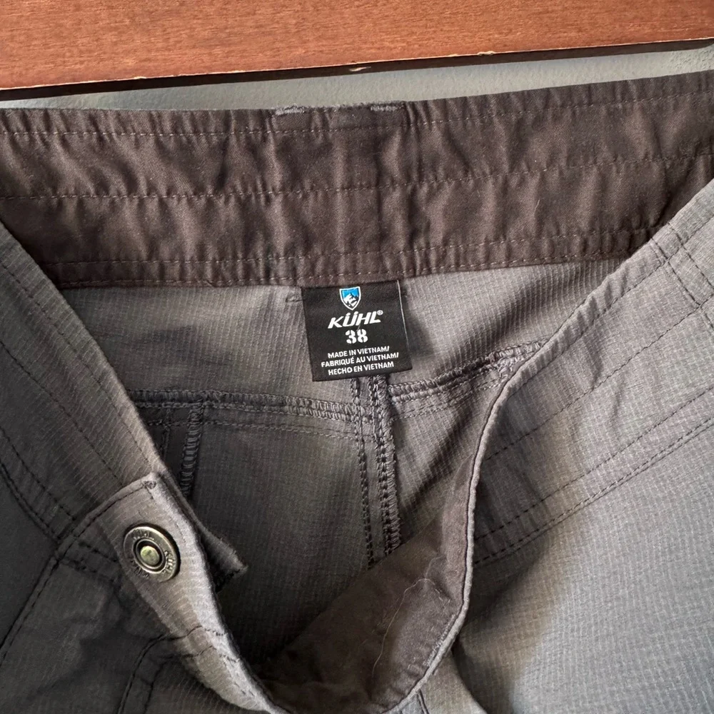 Kuhl Renegade Shorts Mens 38 koal Lightweight Performance Outdoor Hiking - Picture 8 of 9